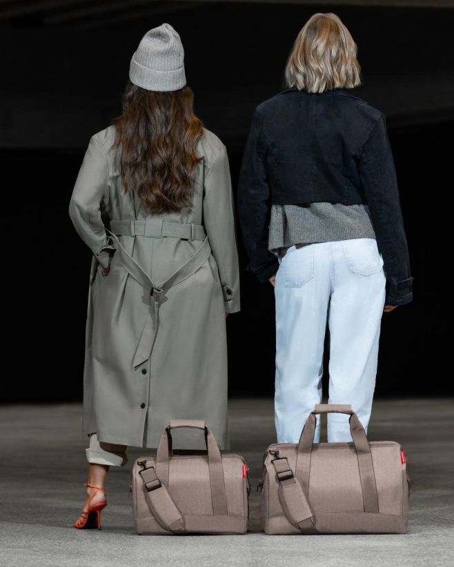 Často dostávame otázku, aký je veľkostný rozdiel medzi cestovnou taškou Reisenthel Allrounder M a Allrounder L. Pripravili...