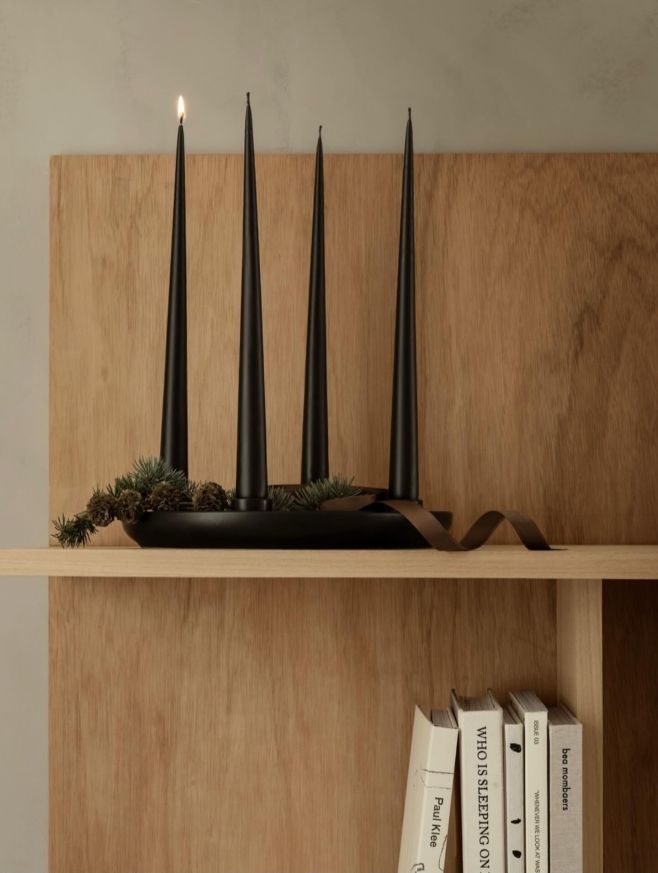 Krásnu 1. adventnú nedeľu všetkým ✨ Nech vám dnešný deň prinesie pokoj, vôňu sviečok a prvý dotyk vianočnej atmosféry....